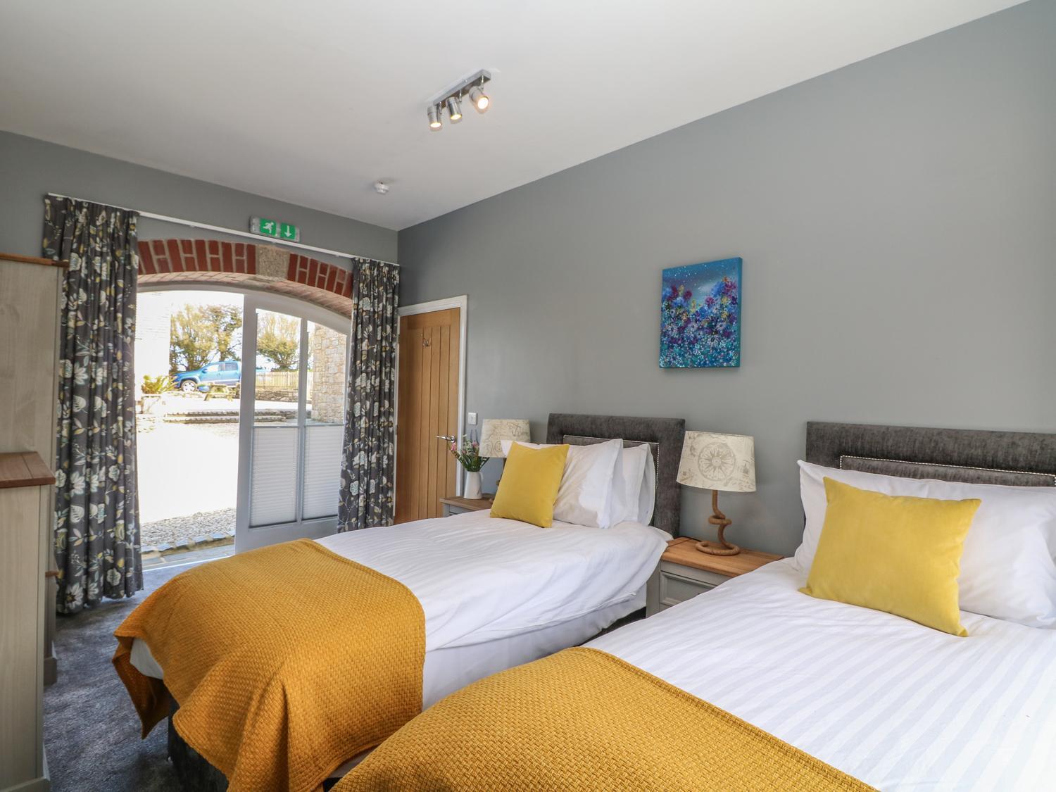 Dexter, Penryn Villa Bagian luar foto